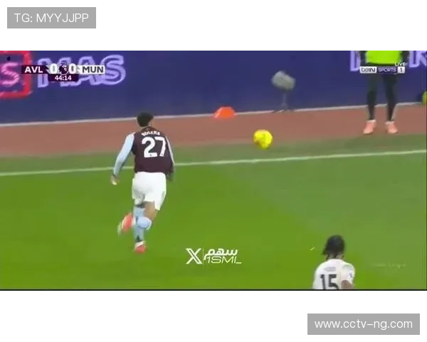 罗杰斯禁区左侧兜射瞬间：维拉公园球场沸腾庆祝致胜球